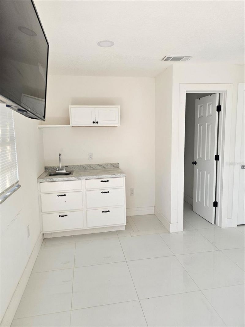 6125 Liberty Avenue, Temple Terrace, FL 33617 Photo