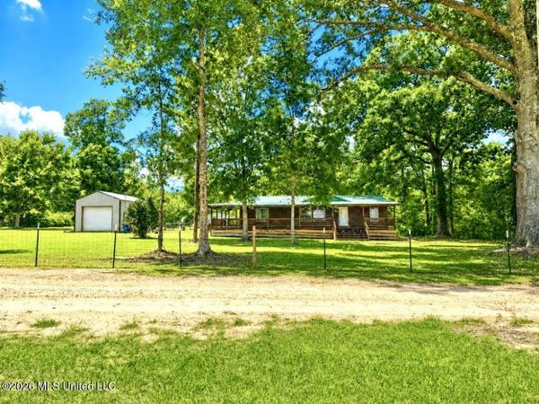 72 Mitchell Baughman Road, Poplarville, MS 39470