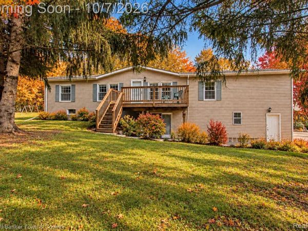 7575 Chilson Road, Hamburg Township, Mi 48169