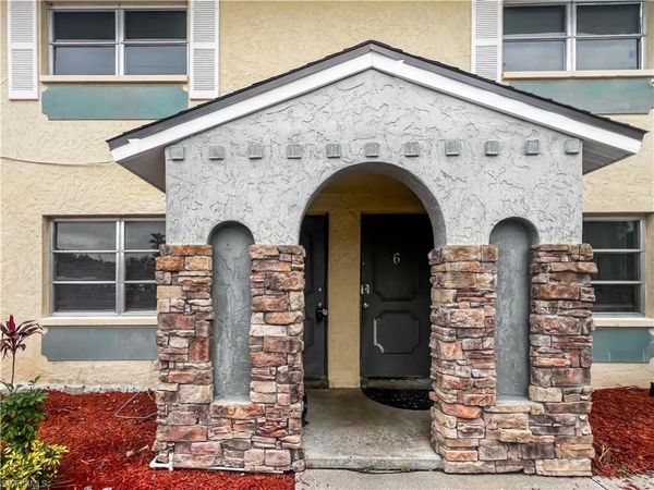 6635 Warwick CIR , Unit 5, FORT MYERS, FL 33919