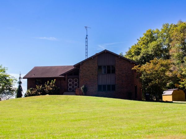 4234 W 200 S Street, Jasper, IN 47546