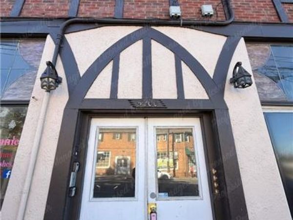 5200 Montgomery Road, Unit 1, Cincinnati, OH 45212