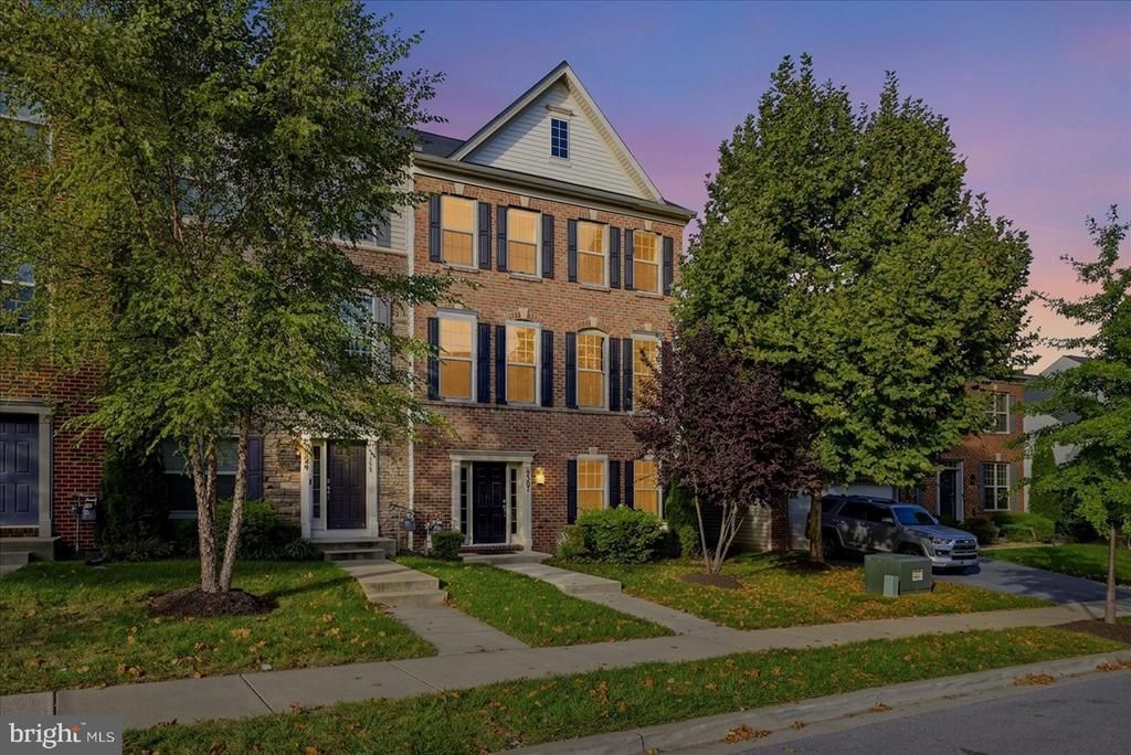 9307 GEATON PARK PLACE, LANHAM, MD 20706