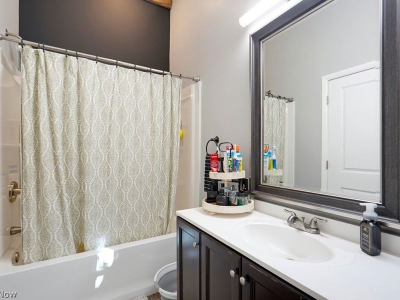 425 Barwell Street, Akron, OH 44303 Photo 10