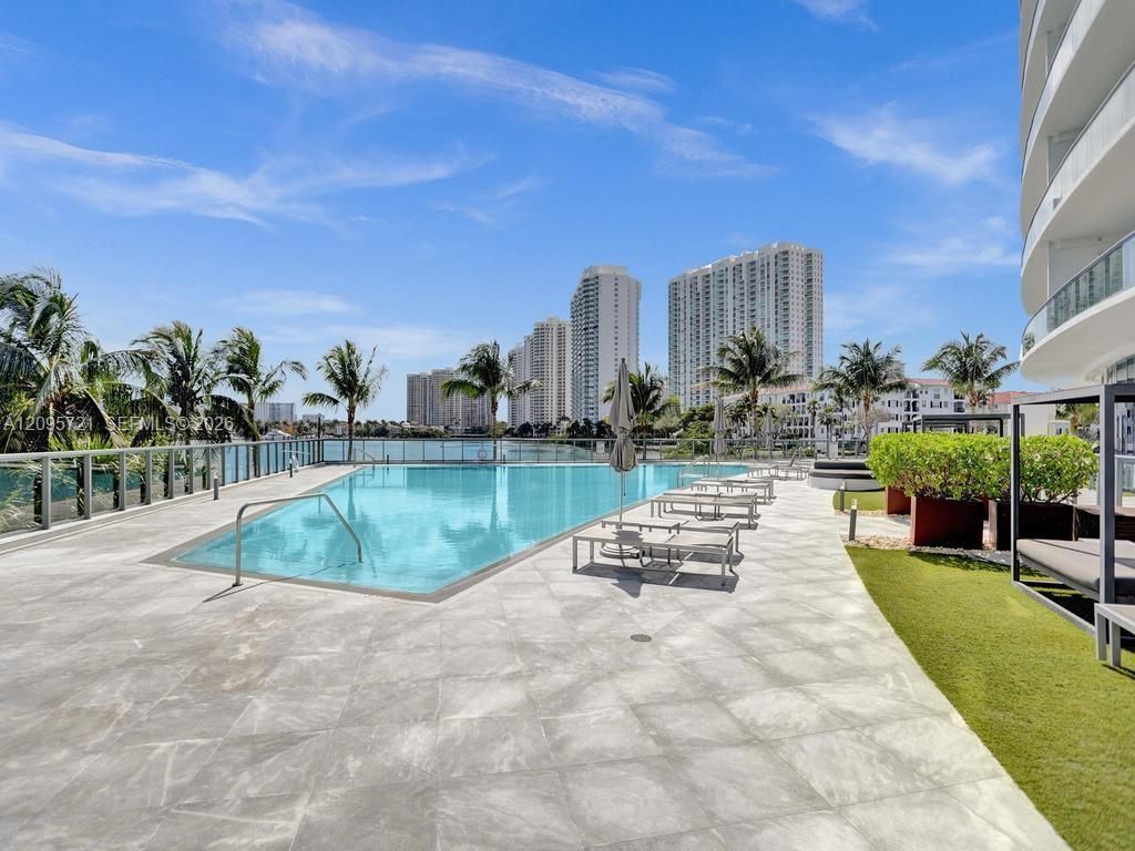 3300 NE 188th St , Unit 210, Aventura, FL 33180 Photo