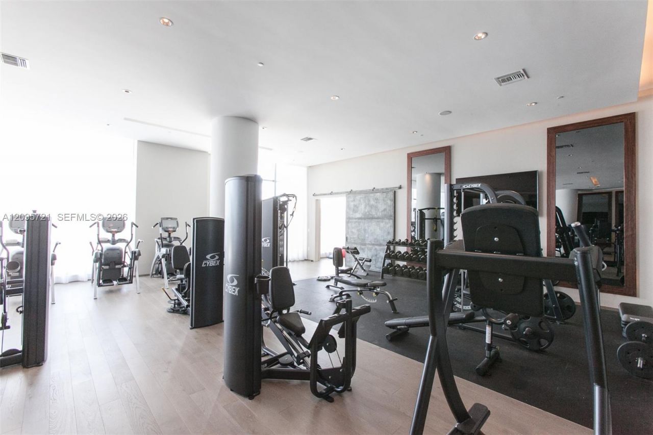 3300 NE 188th St , Unit 210, Aventura, FL 33180 Photo
