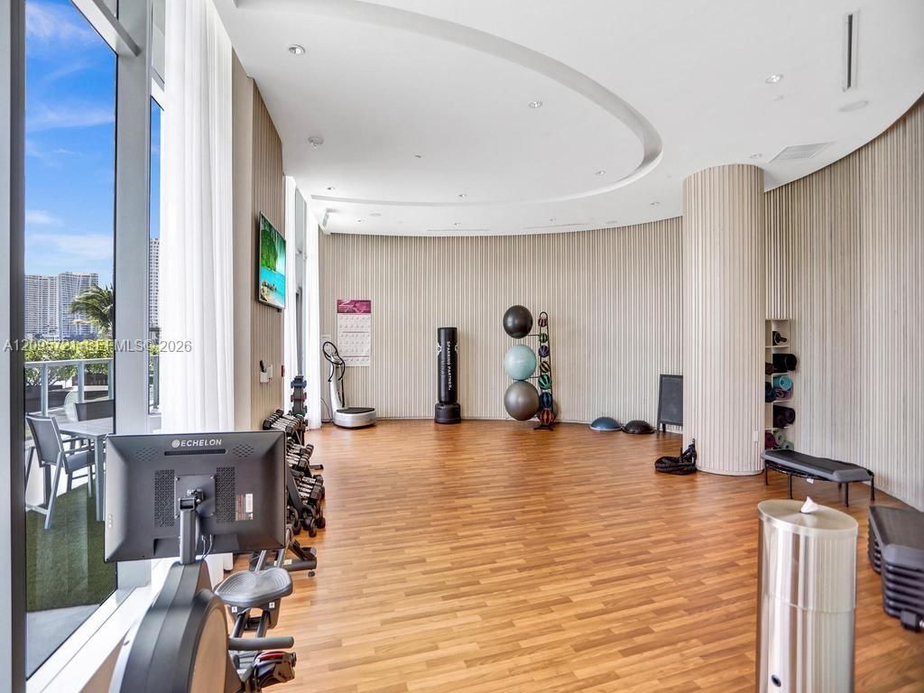 3300 NE 188th St , Unit 210, Aventura, FL 33180 Photo