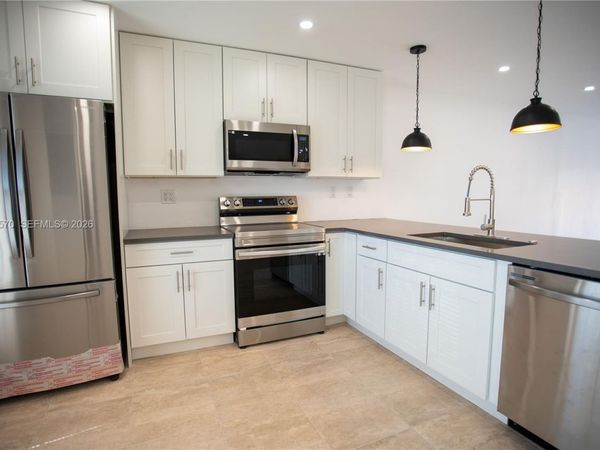 2615 SW 74th Ter , Davie, FL 33314