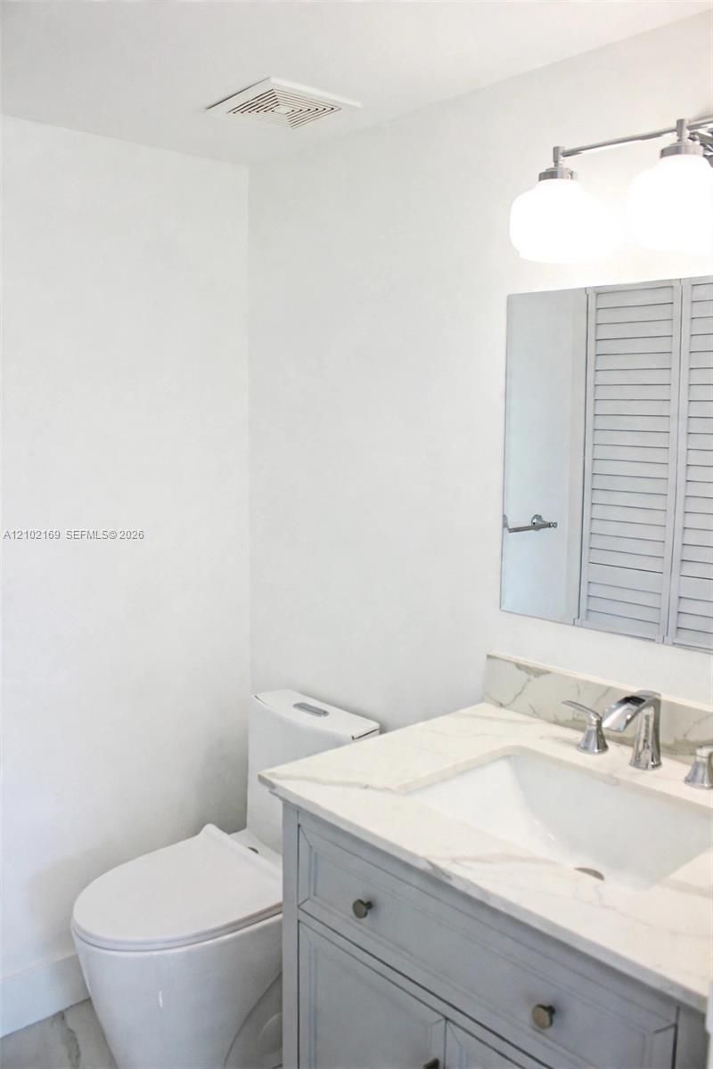 19101 NE 36th Ct , Unit 302, Aventura, FL 33180 Photo