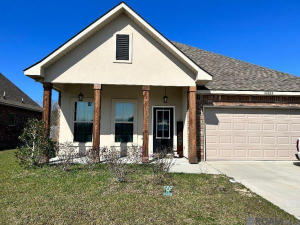 40086 Maddie Dr, Prairieville, LA 70769