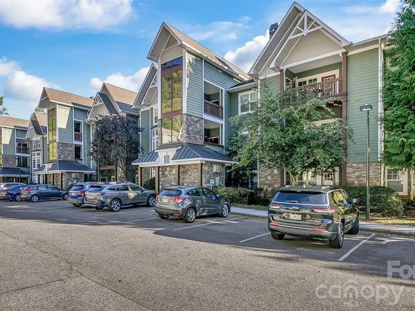1000 Olde Eastwood Village Boulevard, Unit 201, Asheville, NC 28803