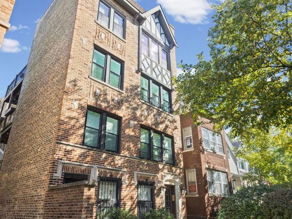 4909 N Janssen Avenue , Unit 2W, Chicago, IL 60640