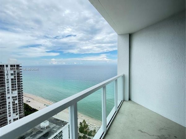 16699 Collins Ave , Unit 2806, Sunny Isles Beach, FL 33160