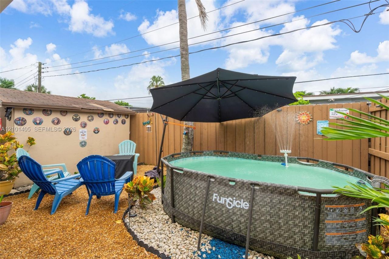 7810 Pembroke Rd, Miramar, FL 33023 Photo