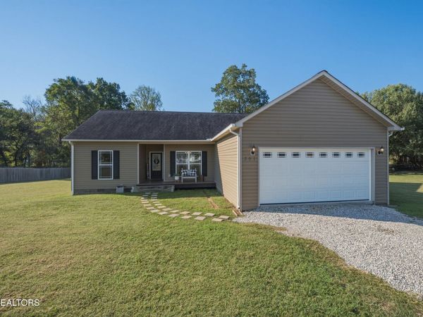 391 Autumn Hills Drive, Rickman, TN 38580