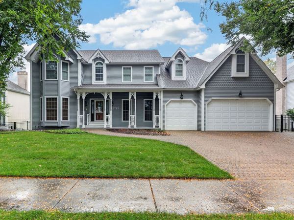 2715 Wendy Drive, Naperville, IL 60565