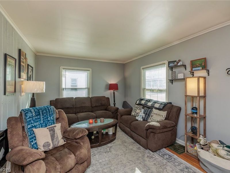 2415 E Ridgewood Drive, Seven Hills, OH 44131 Photo 18