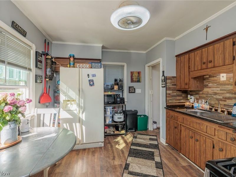 2415 E Ridgewood Drive, Seven Hills, OH 44131 Photo 21