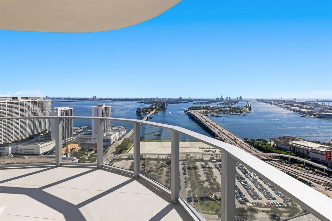1400 Biscayne Blvd , Unit 3601, Miami, FL 33132 Photo