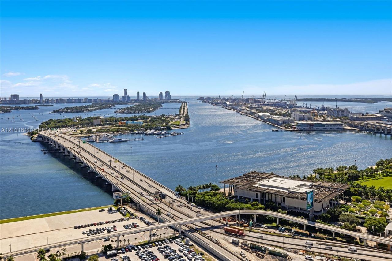 1400 Biscayne Blvd , Unit 3601, Miami, FL 33132 Photo