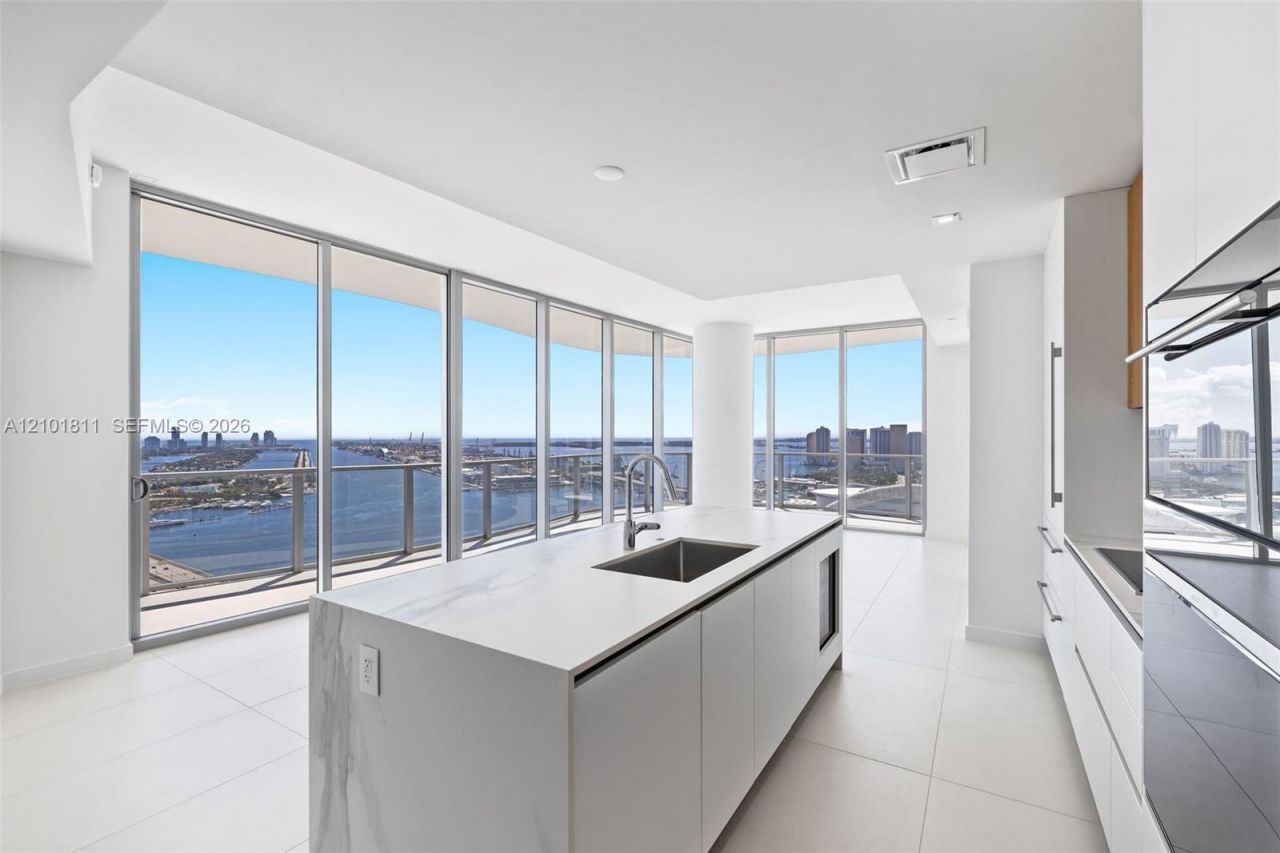 1400 Biscayne Blvd , Unit 3601, Miami, FL 33132 Photo