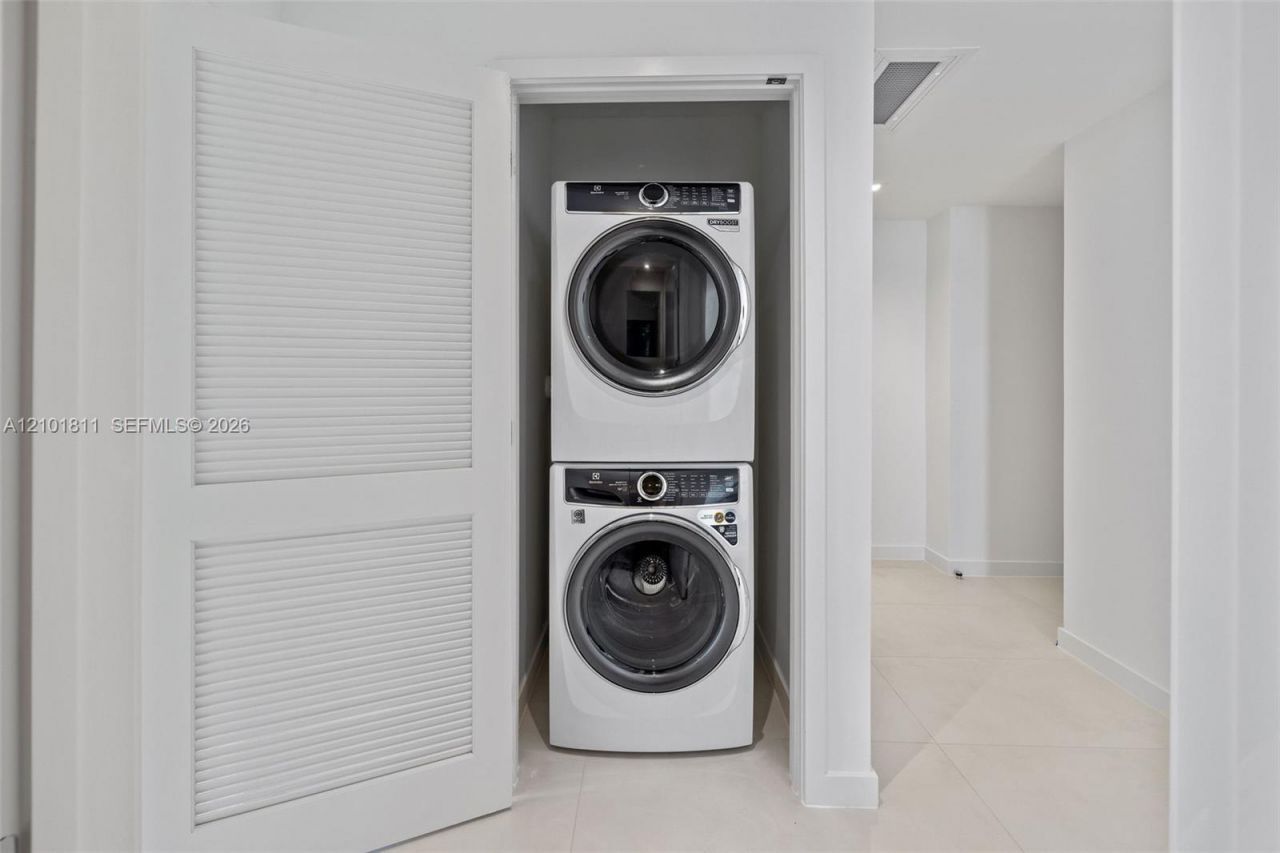 1400 Biscayne Blvd , Unit 3601, Miami, FL 33132 Photo