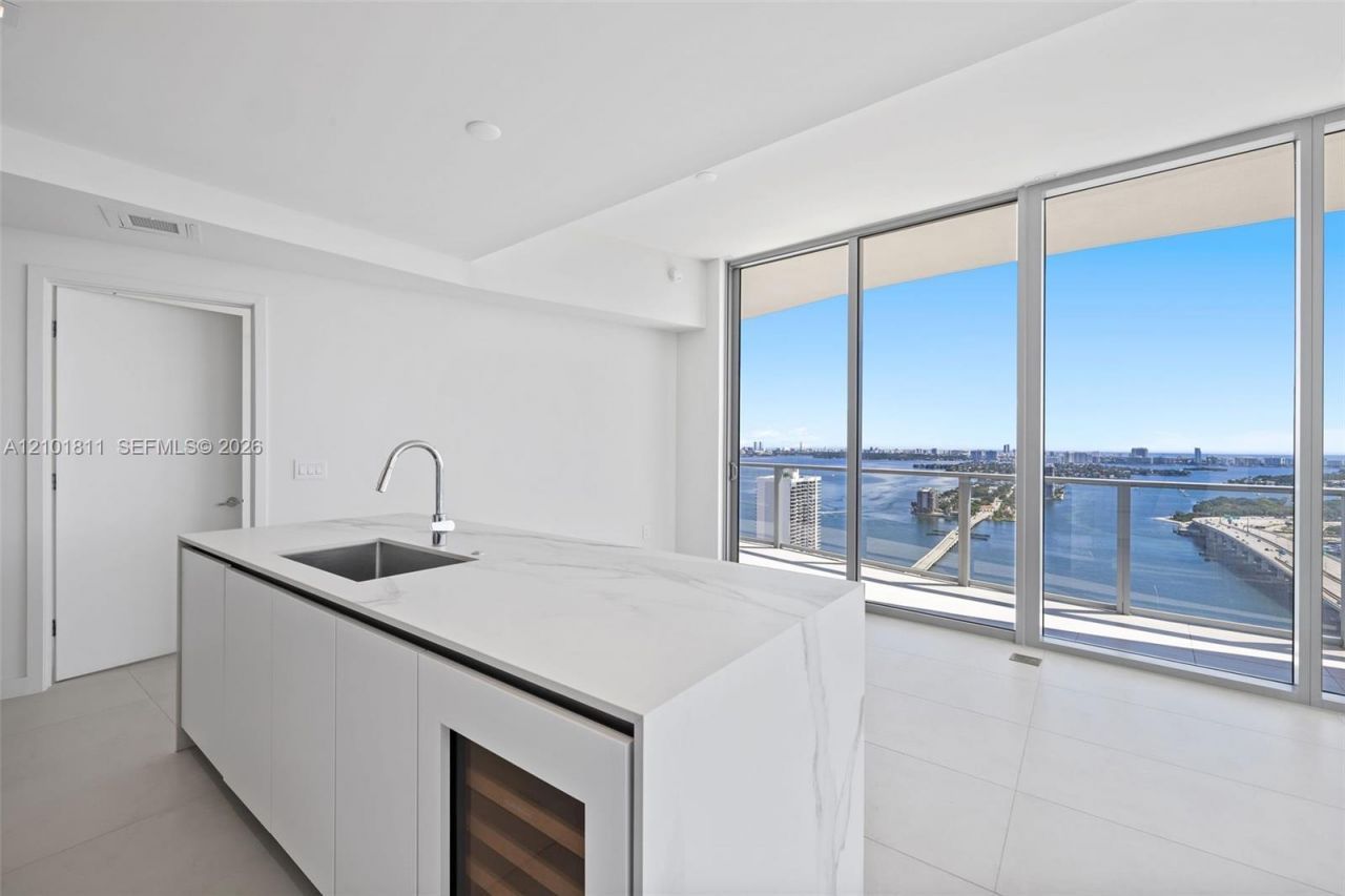 1400 Biscayne Blvd , Unit 3601, Miami, FL 33132 Photo