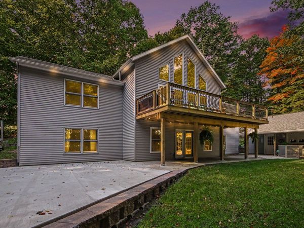1385 W Shady Drive, Newaygo, MI 49337