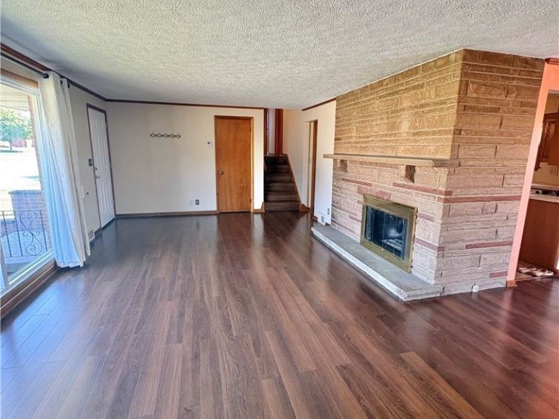 1407 W Valentine Circle NW, Canton, OH 44708 Photo 7