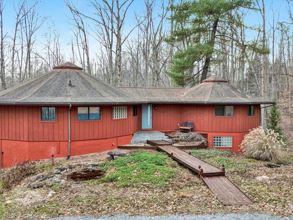 1099 Rising Star DR , Bedford, VA 24523