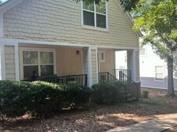 1035 Barnett Shoals Road, Unit 1030, Athens, GA 30605
