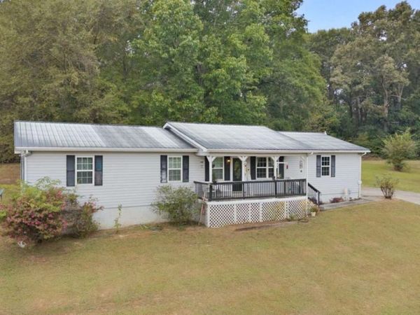 106 Webb Drive NE, Calhoun, GA 30701