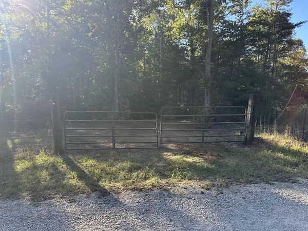 297 Sandy Short Cut, Wilder, TN 38589