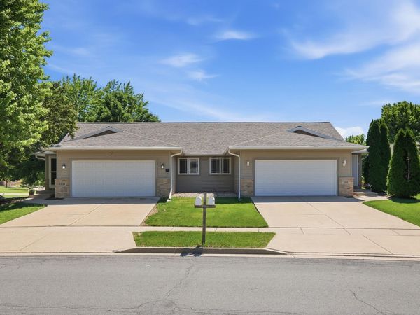 1051-1053 Tamarack Way, Verona, WI 53593