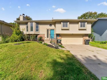 15240 Pasadena Avenue, Omaha, NE 68144