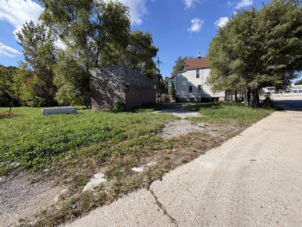 611 W 51st Street , Chicago, IL 60609