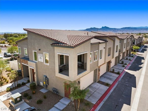 7222 N Decatur Boulevard , Unit 6, North Las Vegas, NV 89131