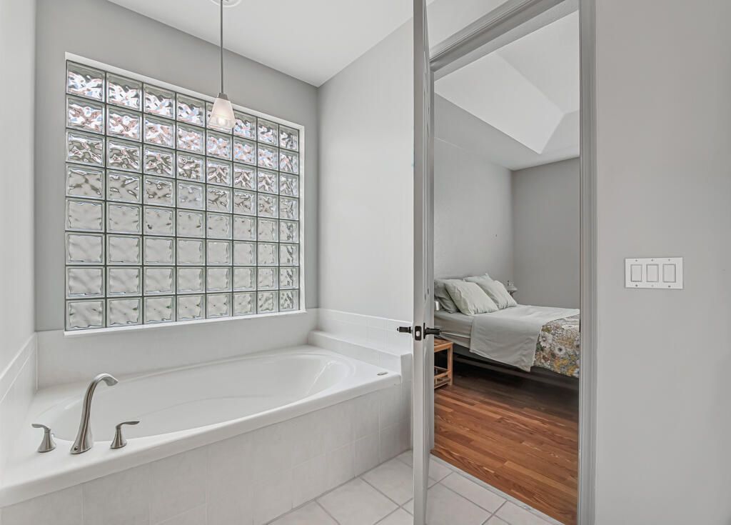8067 Bellafiore Way, Boynton Beach, FL 33472 Photo