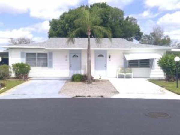 29 DAWN FLOWER CIR, Lee, FL 33936