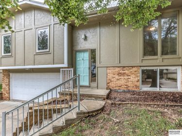 15123 Bemis Street, Omaha, NE 68154