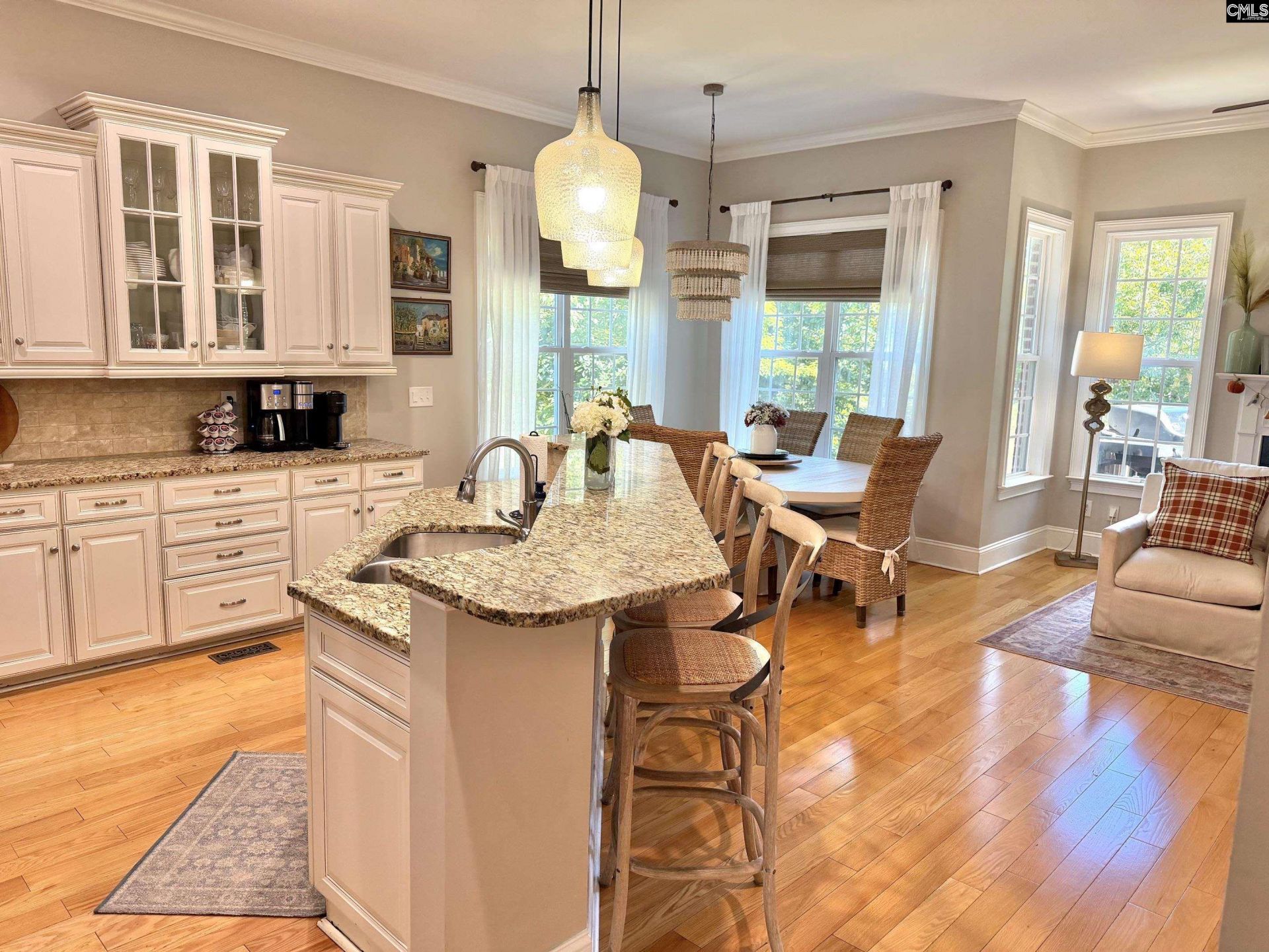 326 Dungannon Drive  Photo 4