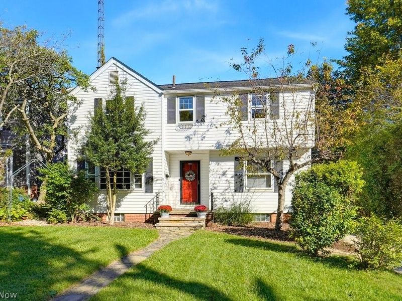 137 33rd Street NW, Canton, OH 44709 Photo 2