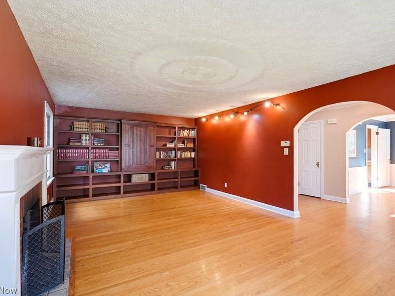 137 33rd Street NW, Canton, OH 44709 Photo 5