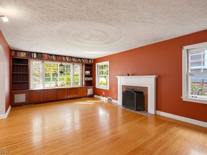137 33rd Street NW, Canton, OH 44709 Photo 6