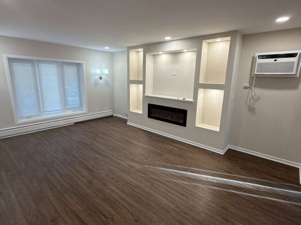 516 S La Grange Road , Unit 1, La Grange, IL 60525