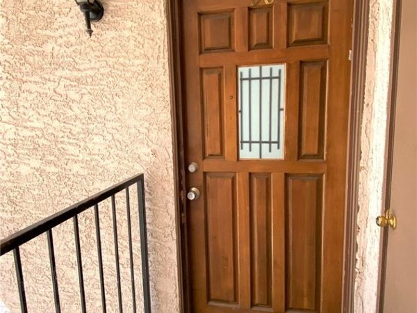 5243 CORINNE Court , Unit 68, Las Vegas, NV 89103