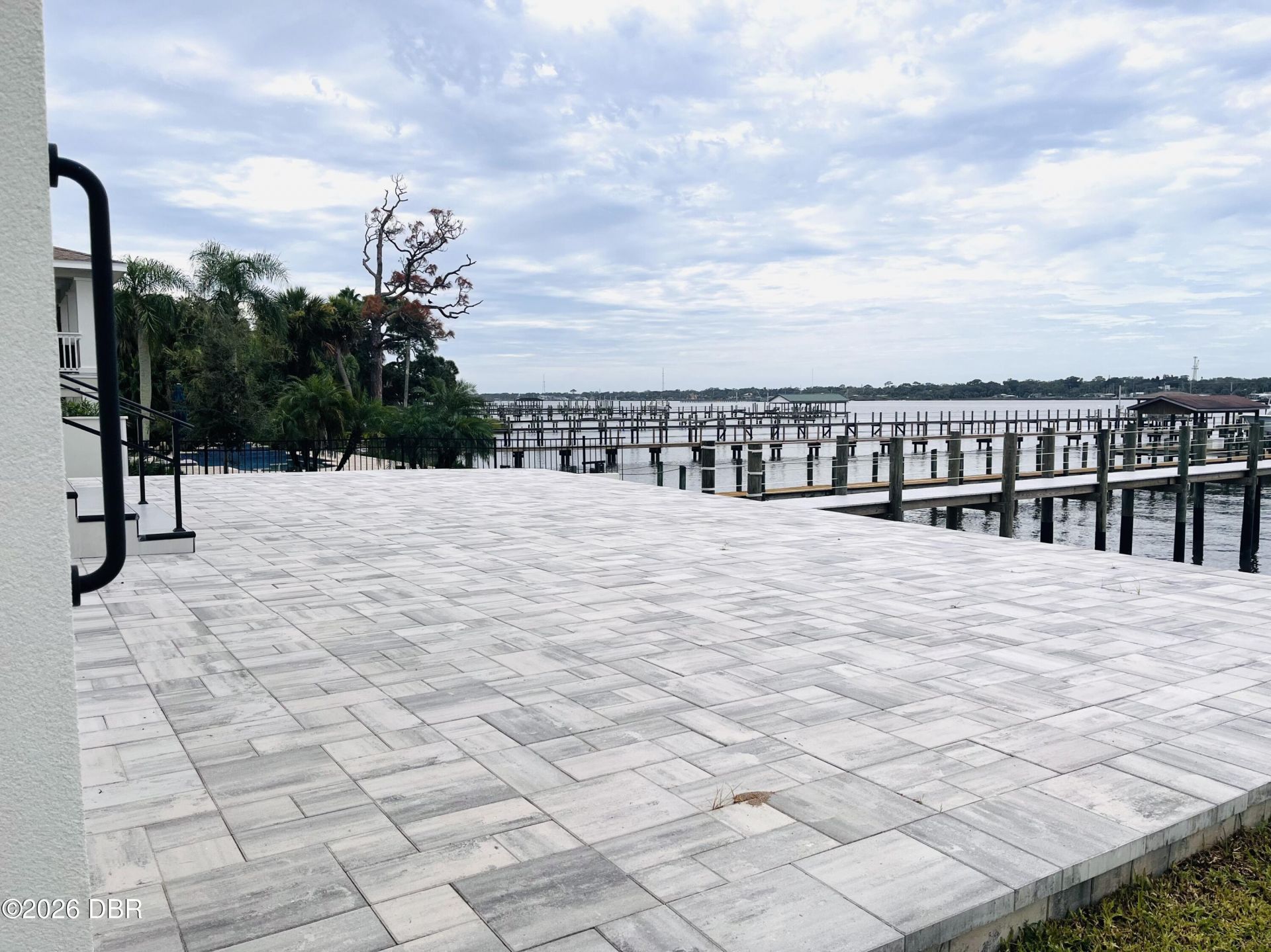 2115 N Halifax Avenue, Daytona Beach, FL 32118 Photo