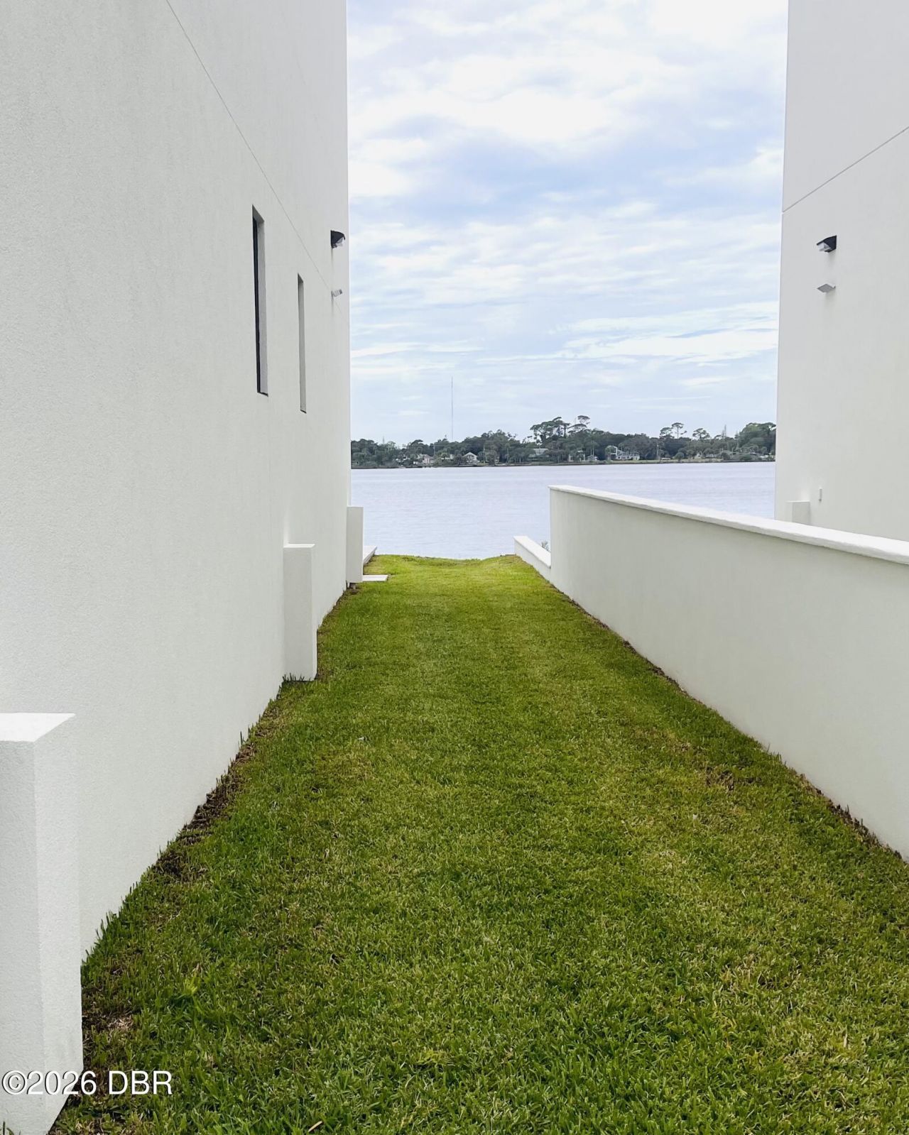 2115 N Halifax Avenue, Daytona Beach, FL 32118 Photo