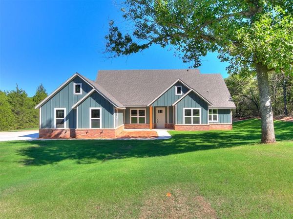 990614 Hickory Grove Trail, Harrah, OK 73045