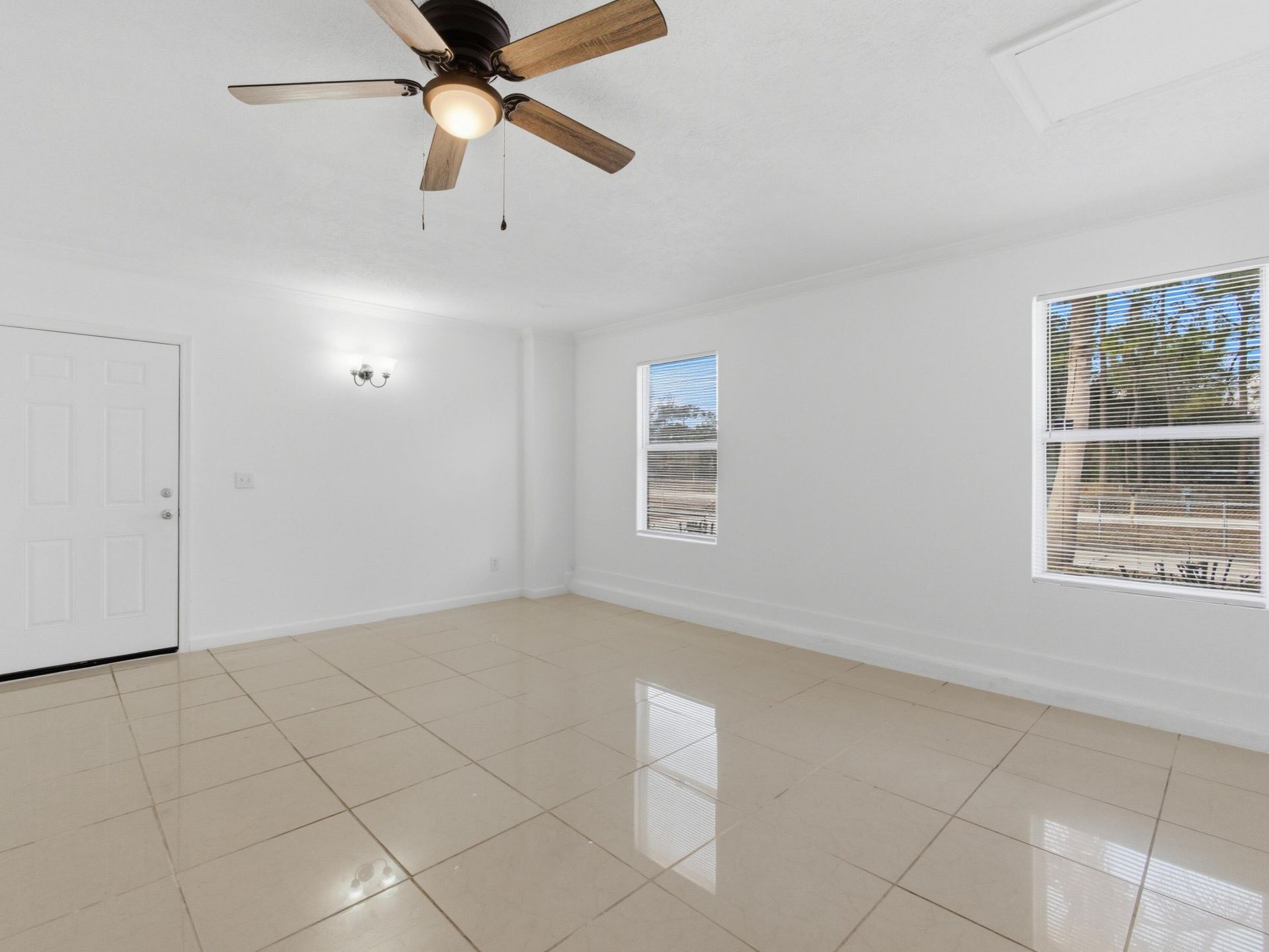 14242 77th Place N, The Acreage, FL 33470 Photo